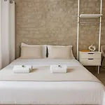 Ideally Located Luxembourg Gardens Apartment