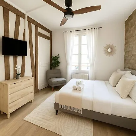 Ideally Located Luxembourg Gardens *