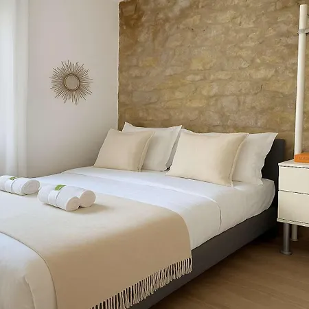 Ideally Located Luxembourg Gardens Lejlighed