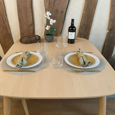 Lejlighed Ideally Located Luxembourg Gardens